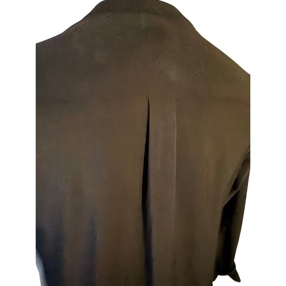 Pen Station Concept Two-Toned Polka Dot Blouse - Versatile Elegance - Medium - Picture 6 of 9